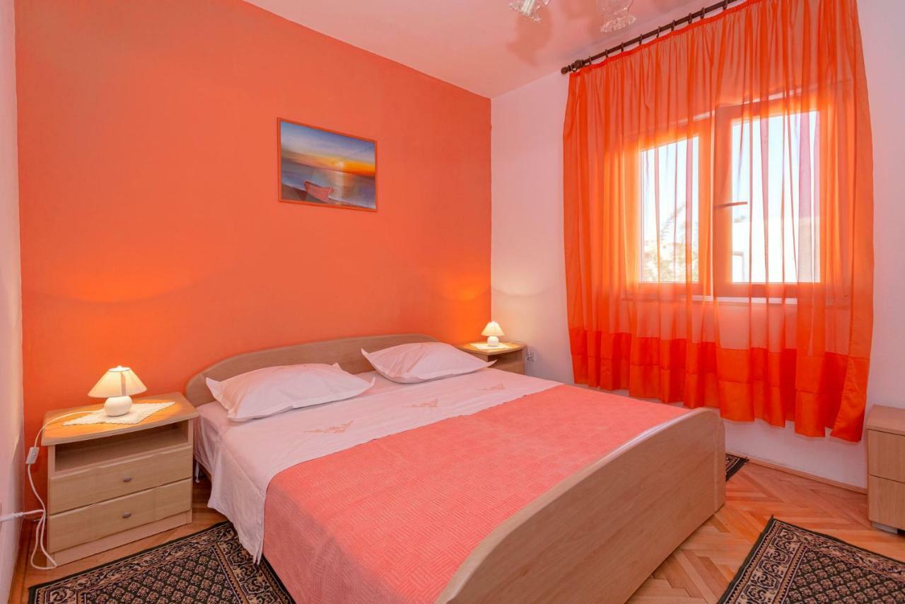 Apartments Ana Buratovic Stari Grad  Exterior foto