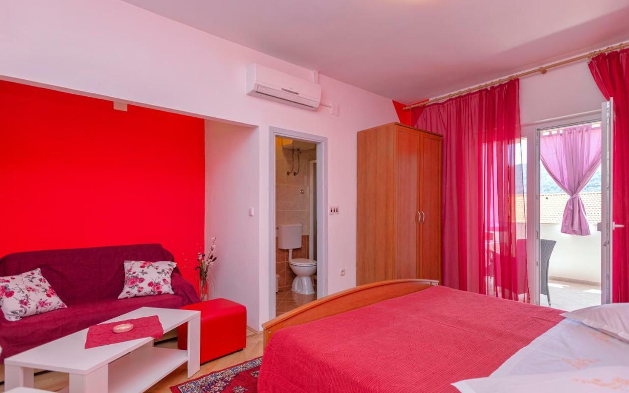 Apartments Ana Buratovic Stari Grad  Exterior foto