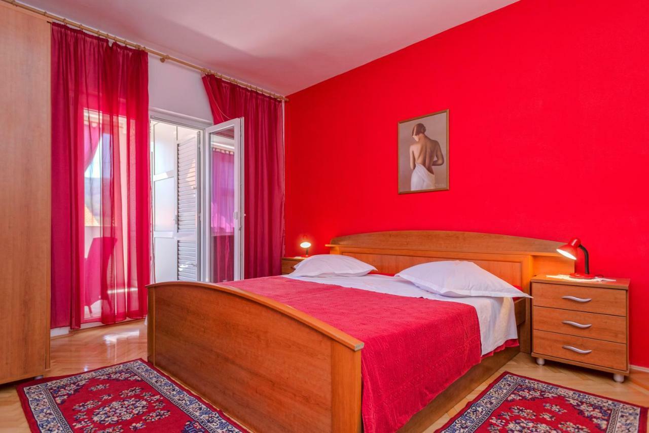 Apartments Ana Buratovic Stari Grad  Exterior foto