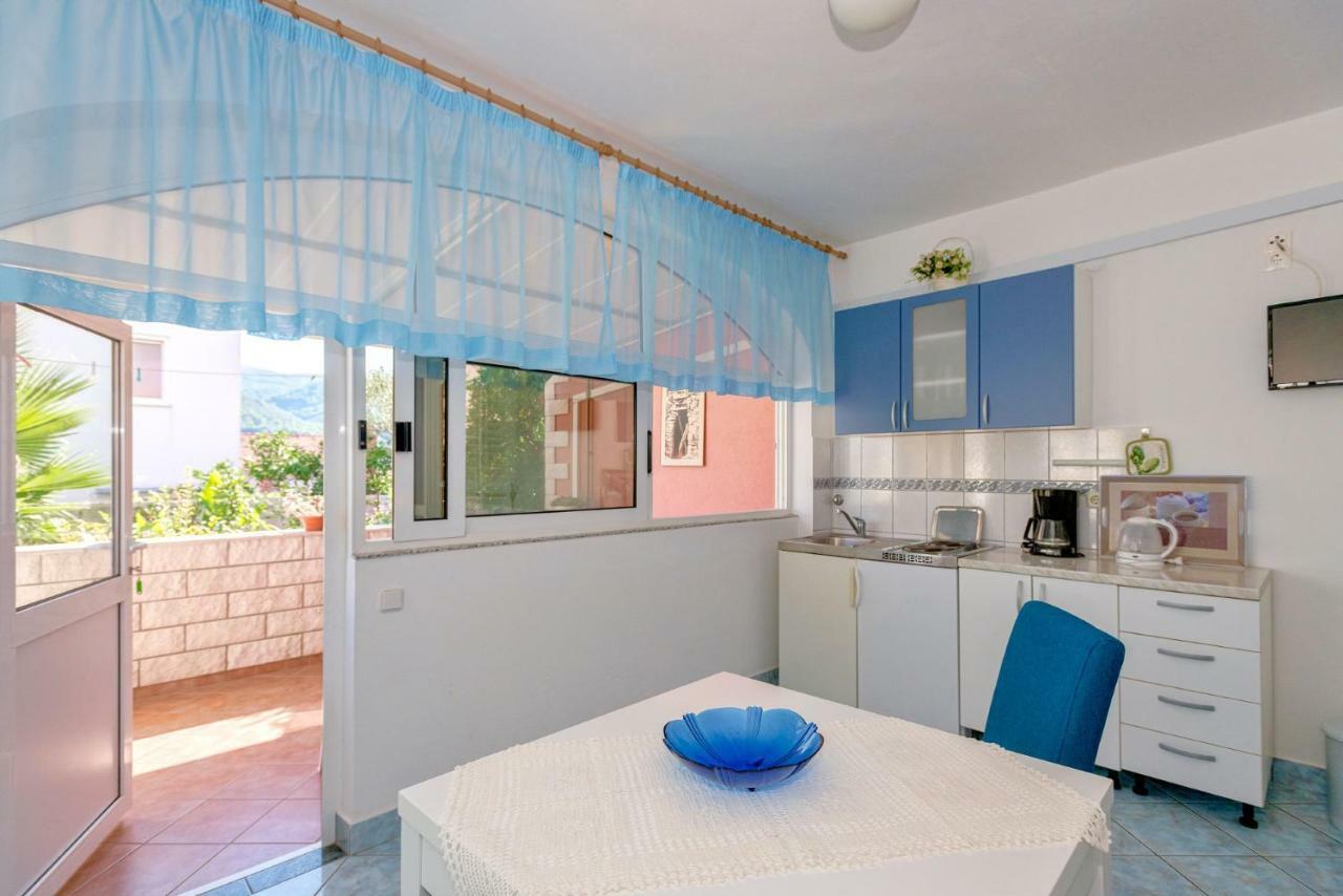 Apartments Ana Buratovic Stari Grad  Exterior foto